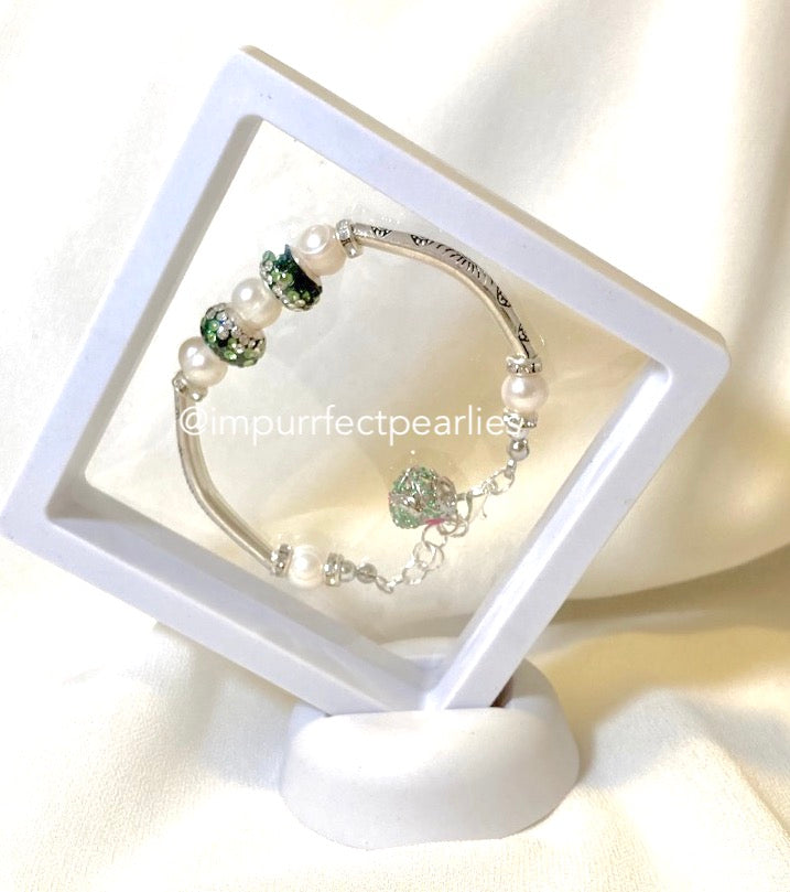 Fresh water white Pearls Design Bird & Flower Pendant (16-17 cm)