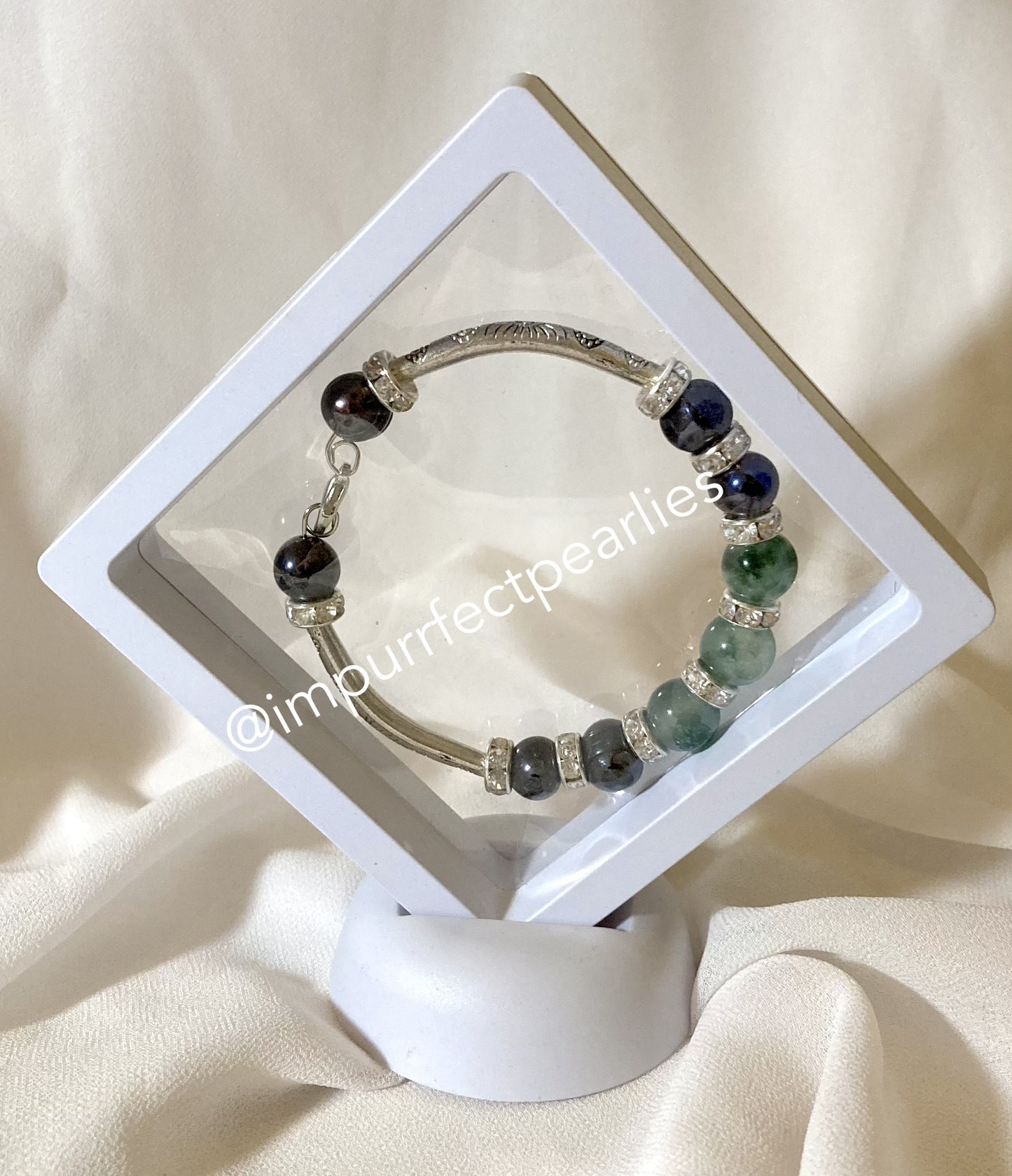 Freshwater White pearls with faux jade  for adults