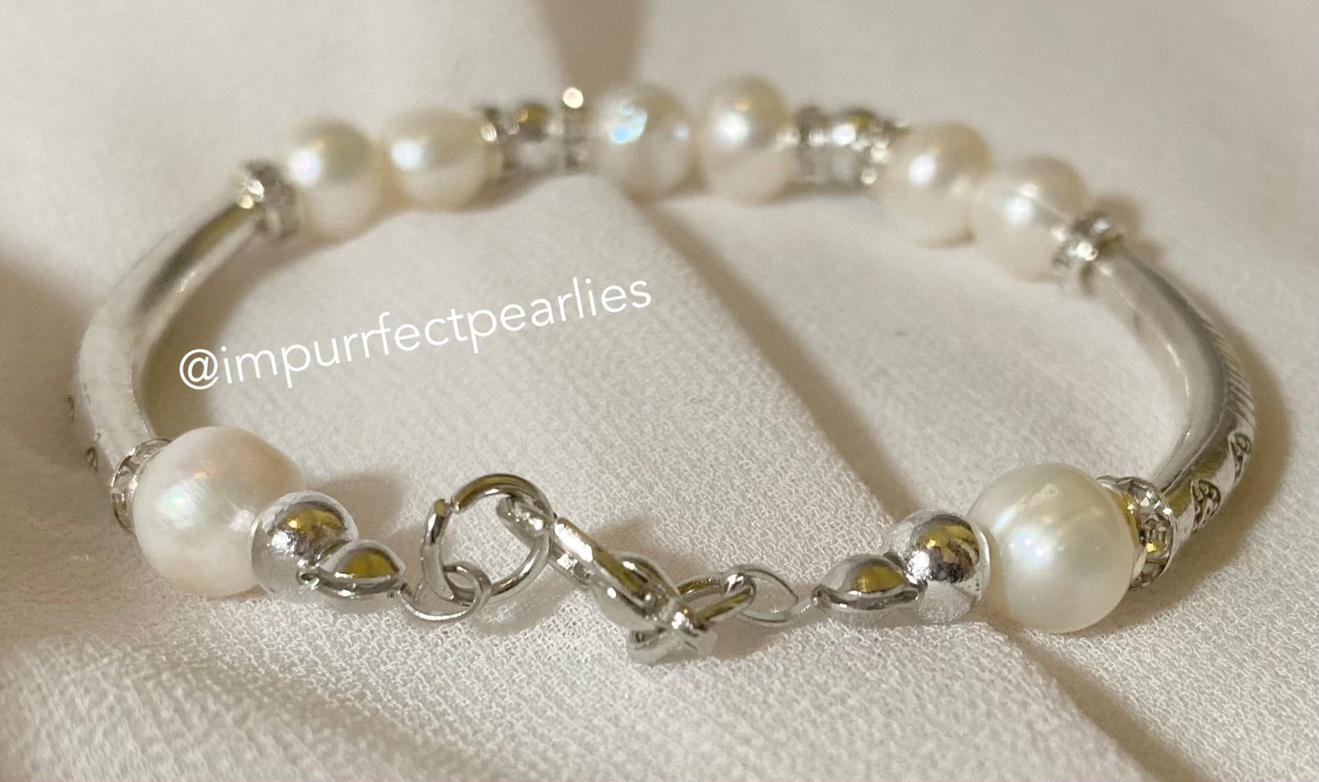 Fresh water white Pearls Design 1